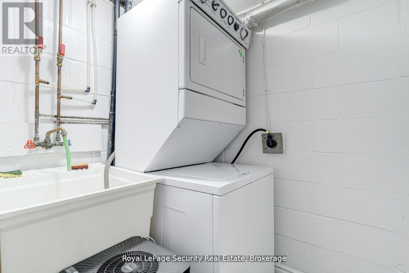 Lower - 706 Gladstone Avenue, Toronto, Ontario  M6H 3J4 - Photo 28 - W12960498