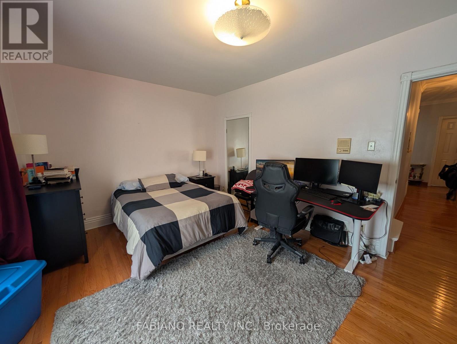 Upper - 1038 Dovercourt Road, Toronto, Ontario  M6H 2X8 - Photo 14 - W12960500