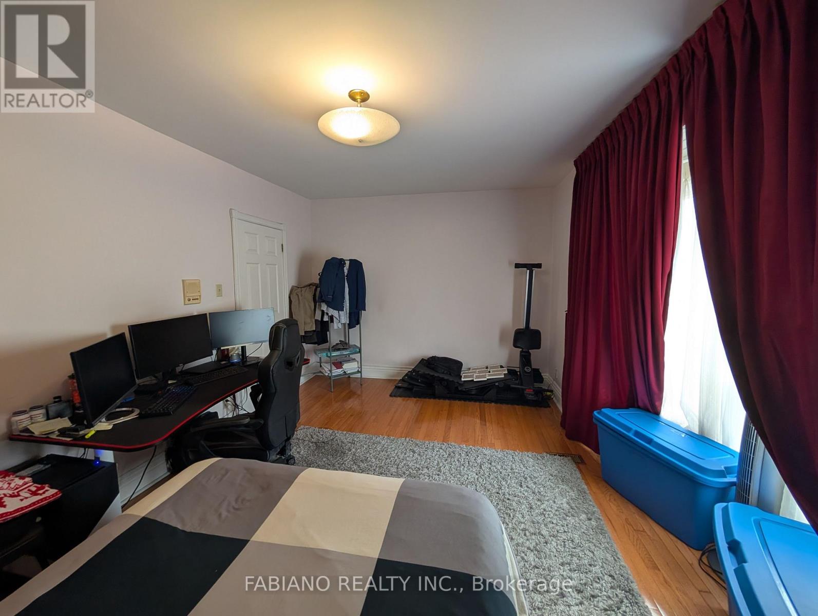 Upper - 1038 Dovercourt Road, Toronto, Ontario  M6H 2X8 - Photo 20 - W12960500