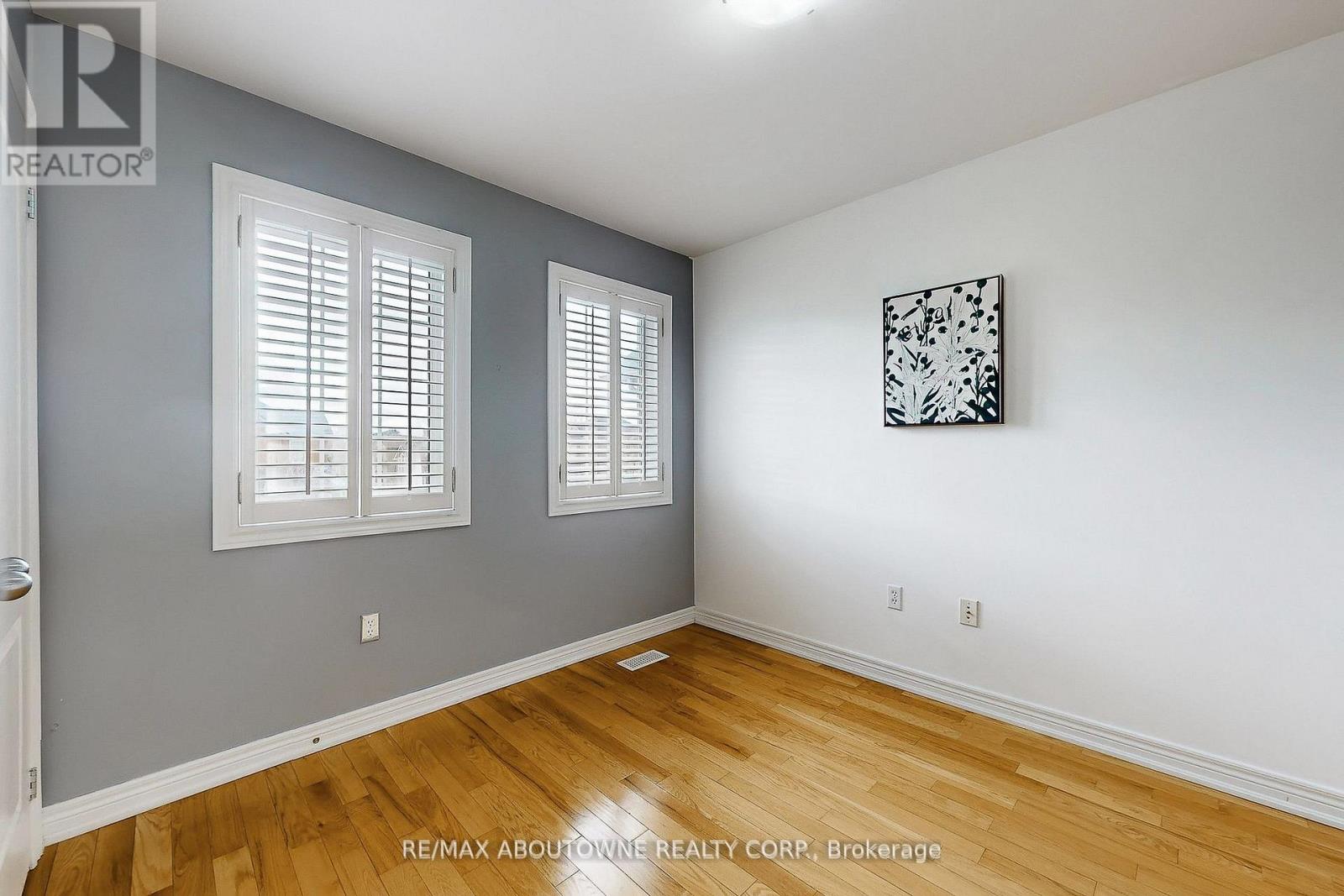 2457 Hilda Drive, Oakville, Ontario  L6H 7N5 - Photo 31 - W12960506