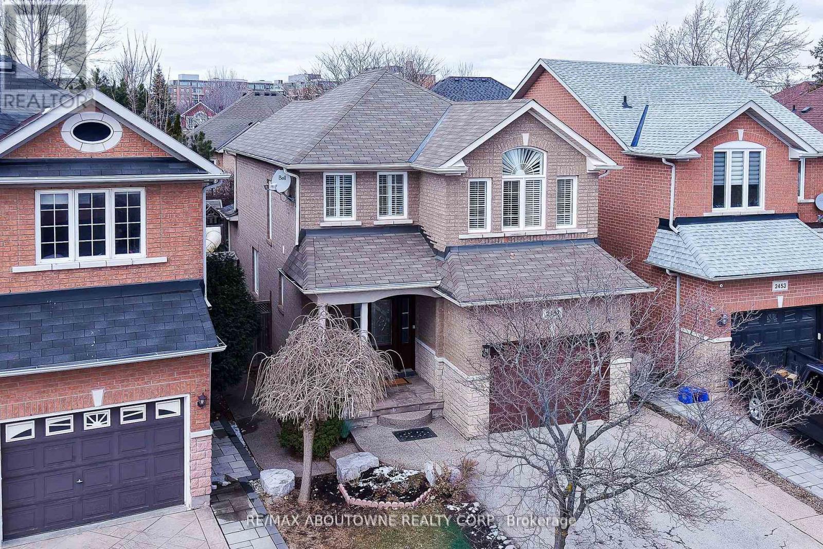 2457 Hilda Drive, Oakville, Ontario  L6H 7N5 - Photo 48 - W12960506