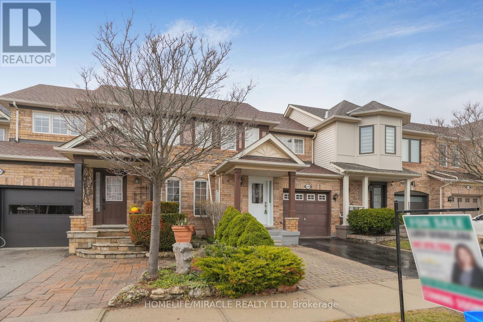 2487 Appalachain Drive, Oakville, Ontario  L6M 4S4 - Photo 3 - W12960532
