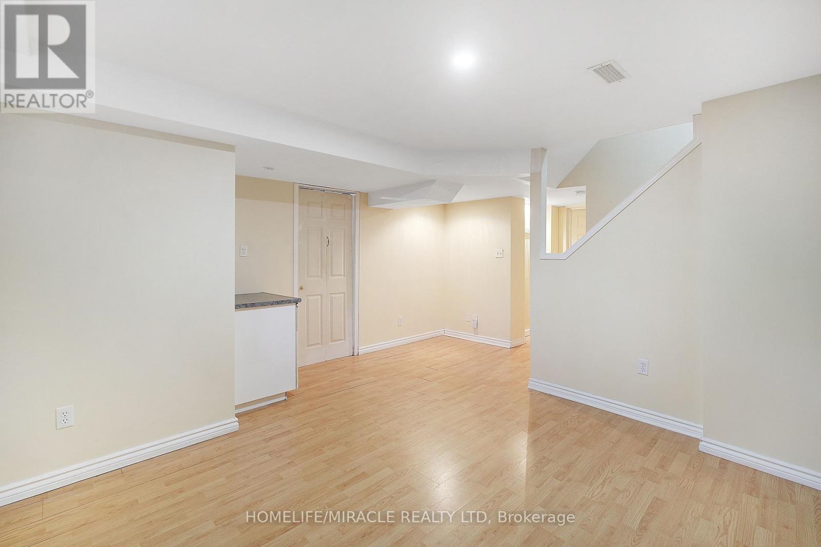 2487 Appalachain Drive, Oakville, Ontario  L6M 4S4 - Photo 30 - W12960532