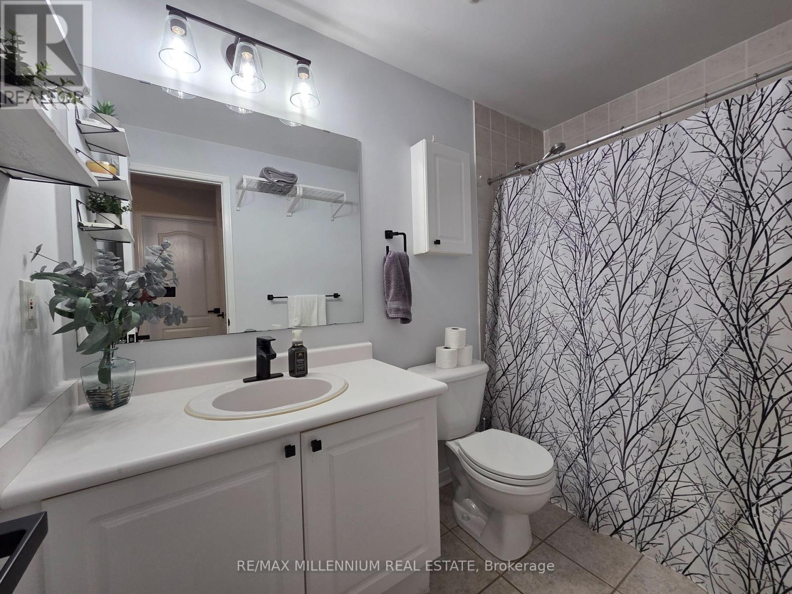 145 - 601 Shoreline Drive, Mississauga, Ontario  L5B 4K3 - Photo 16 - W12960550