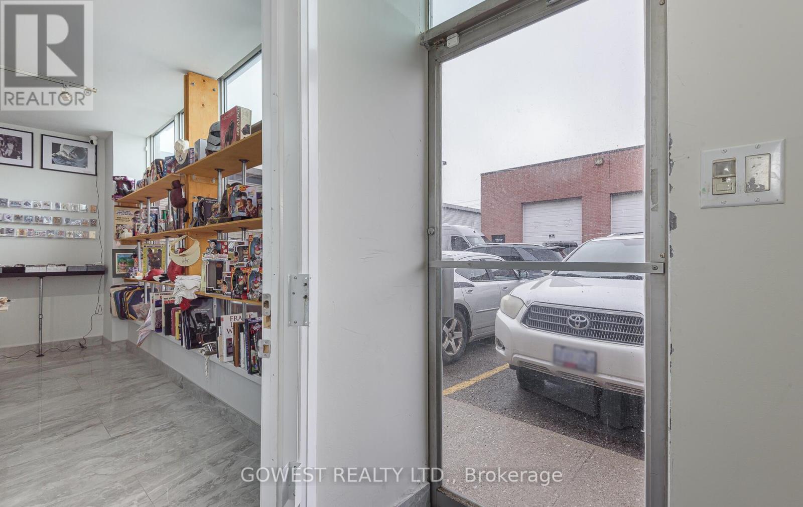 7c - 325 Weston Road, Toronto, Ontario  M6N 4Z9 - Photo 2 - W12960612