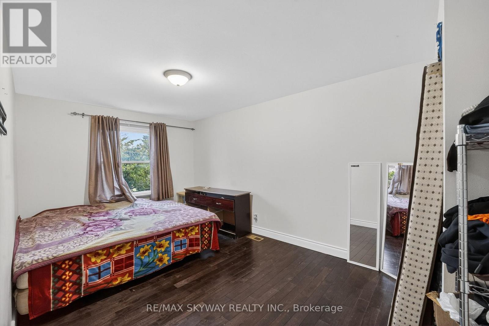 69 Argyle Crescent, Brampton, Ontario  L6T 1M9 - Photo 19 - W12960620