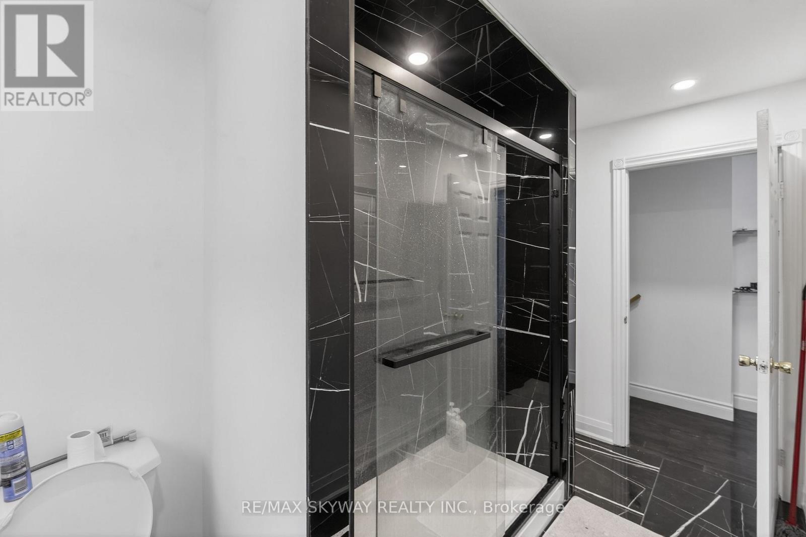 69 Argyle Crescent, Brampton, Ontario  L6T 1M9 - Photo 25 - W12960620