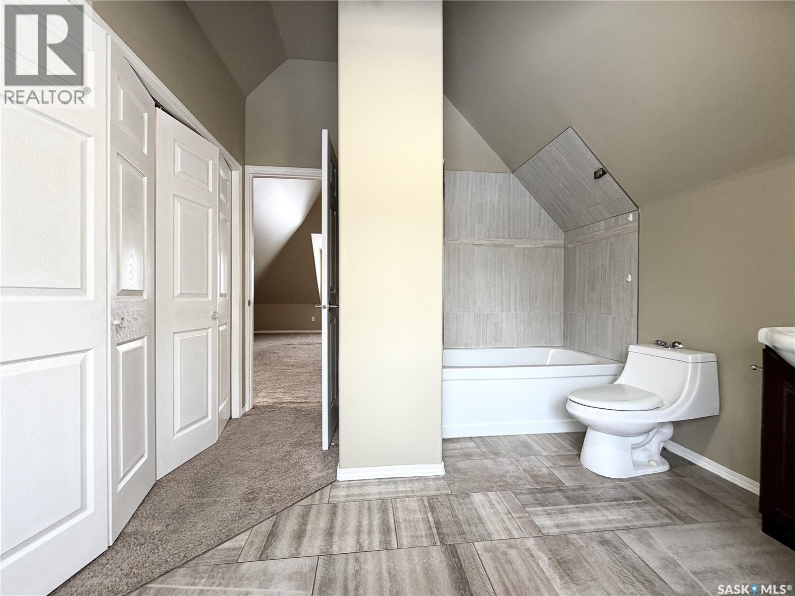 328 Q Avenue S, Saskatoon, Saskatchewan  S7M 2Y3 - Photo 21 - SK032166