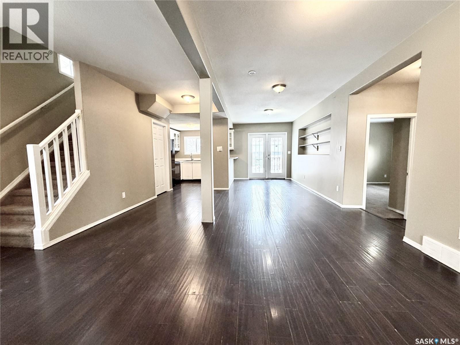 328 Q Avenue S, Saskatoon, Saskatchewan  S7M 2Y3 - Photo 6 - SK032166