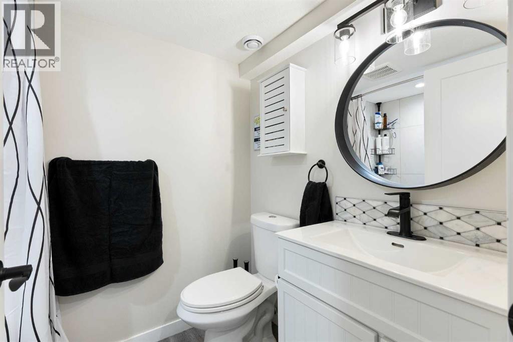 48 Cedargrove Road SW, Calgary, Alberta  T2W 4T9 - Photo 38 - A2298186