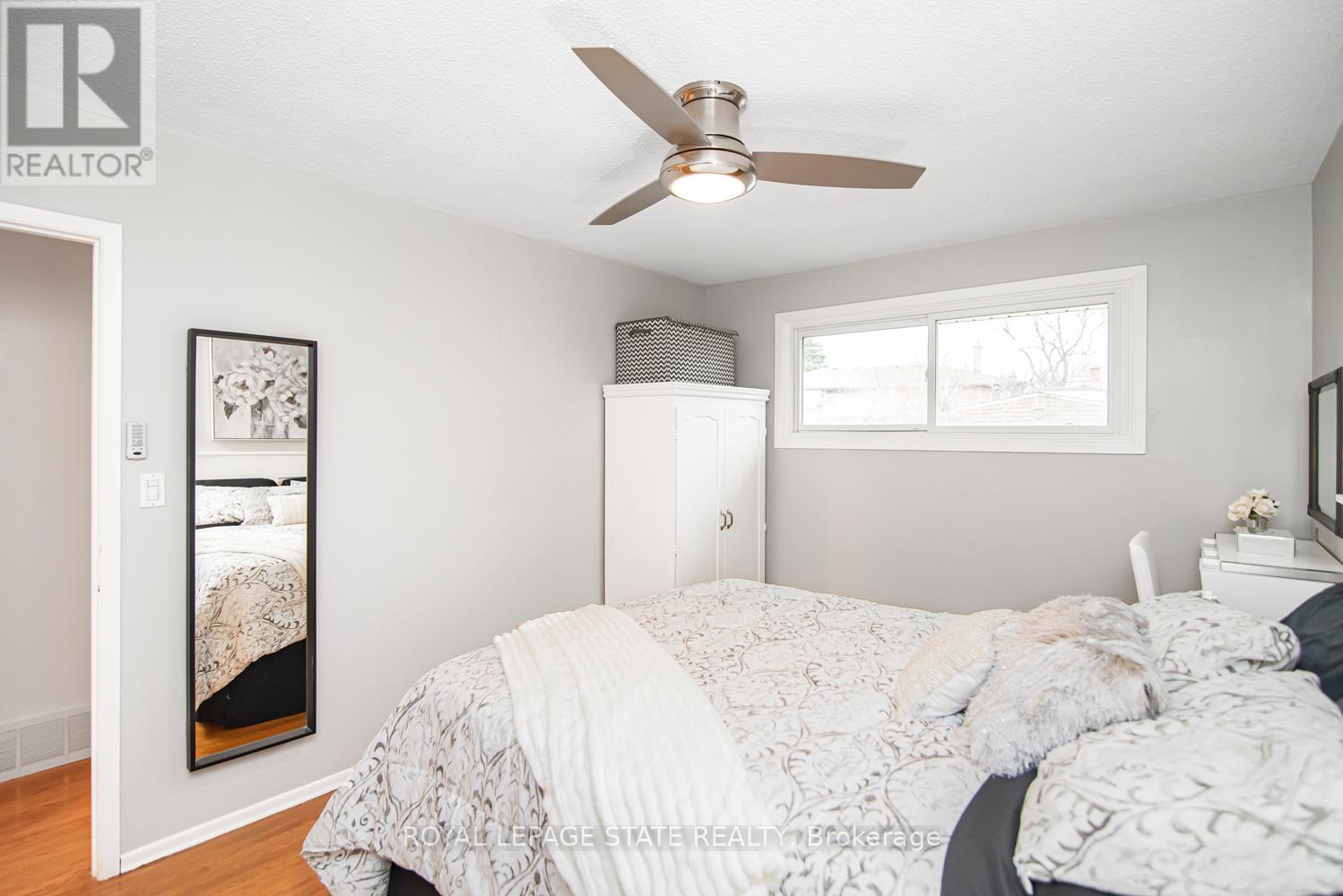 138 Greeningdon Drive, Hamilton, Ontario  L9A 3A9 - Photo 22 - X12960492