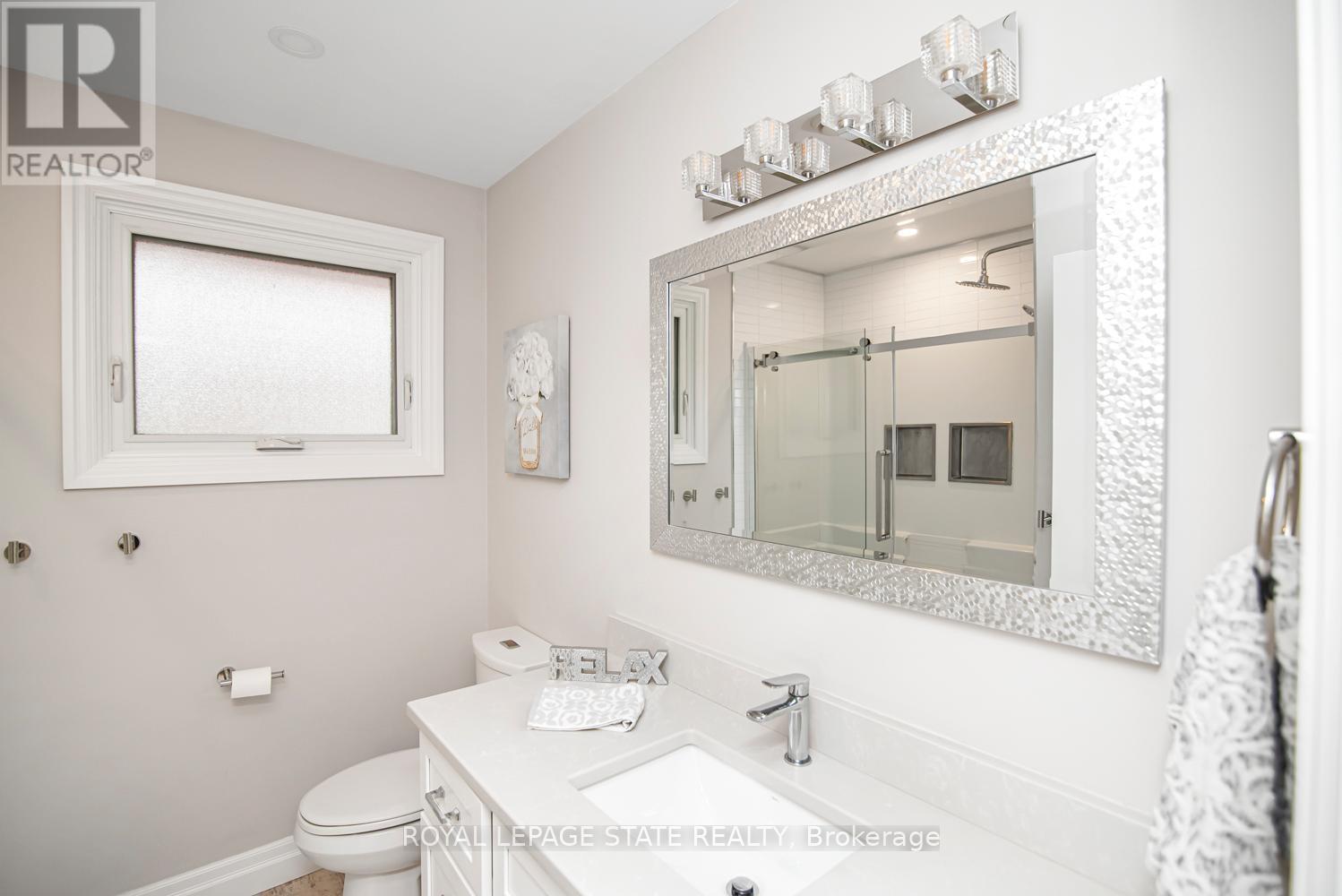 138 Greeningdon Drive, Hamilton, Ontario  L9A 3A9 - Photo 26 - X12960492