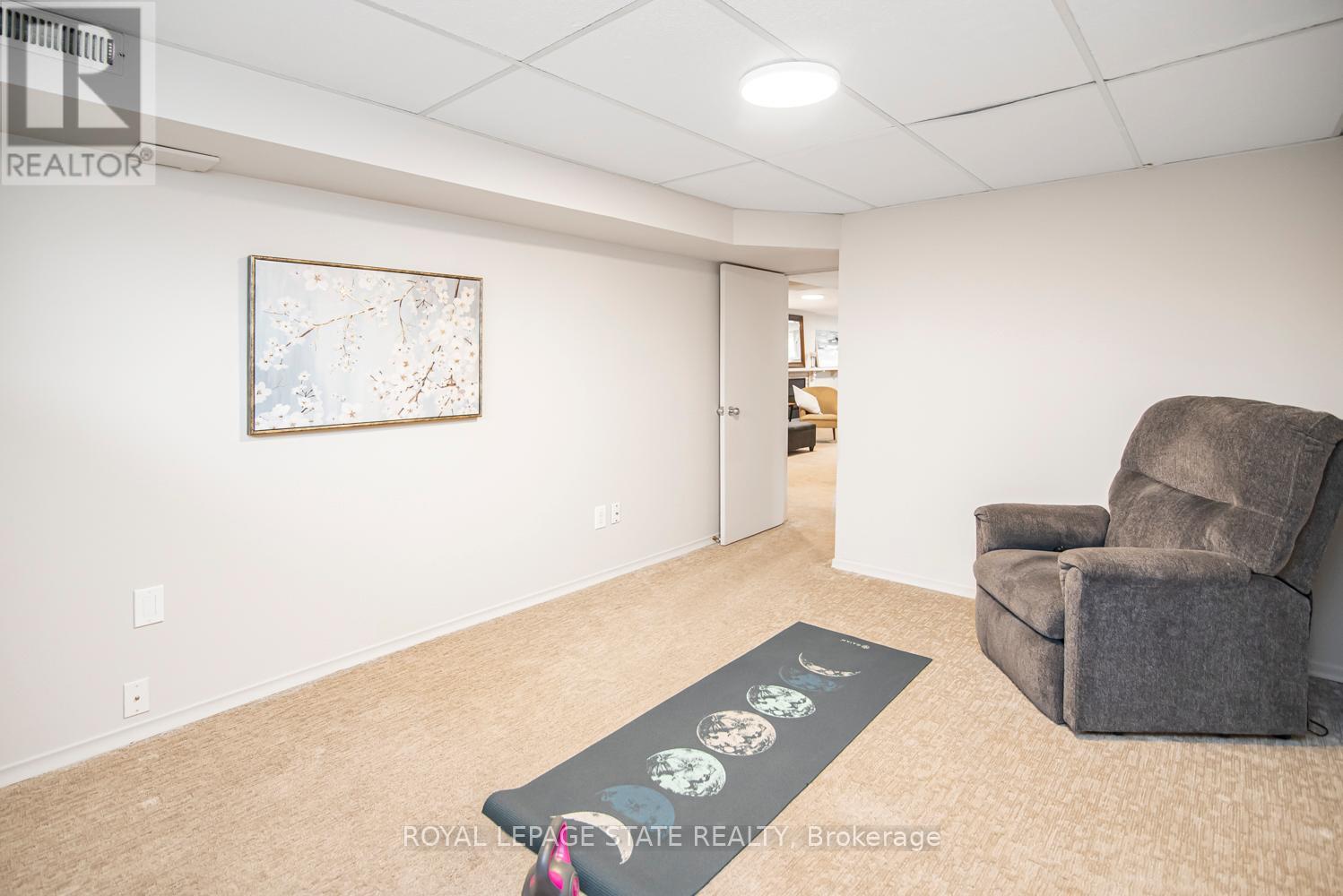 138 Greeningdon Drive, Hamilton, Ontario  L9A 3A9 - Photo 33 - X12960492