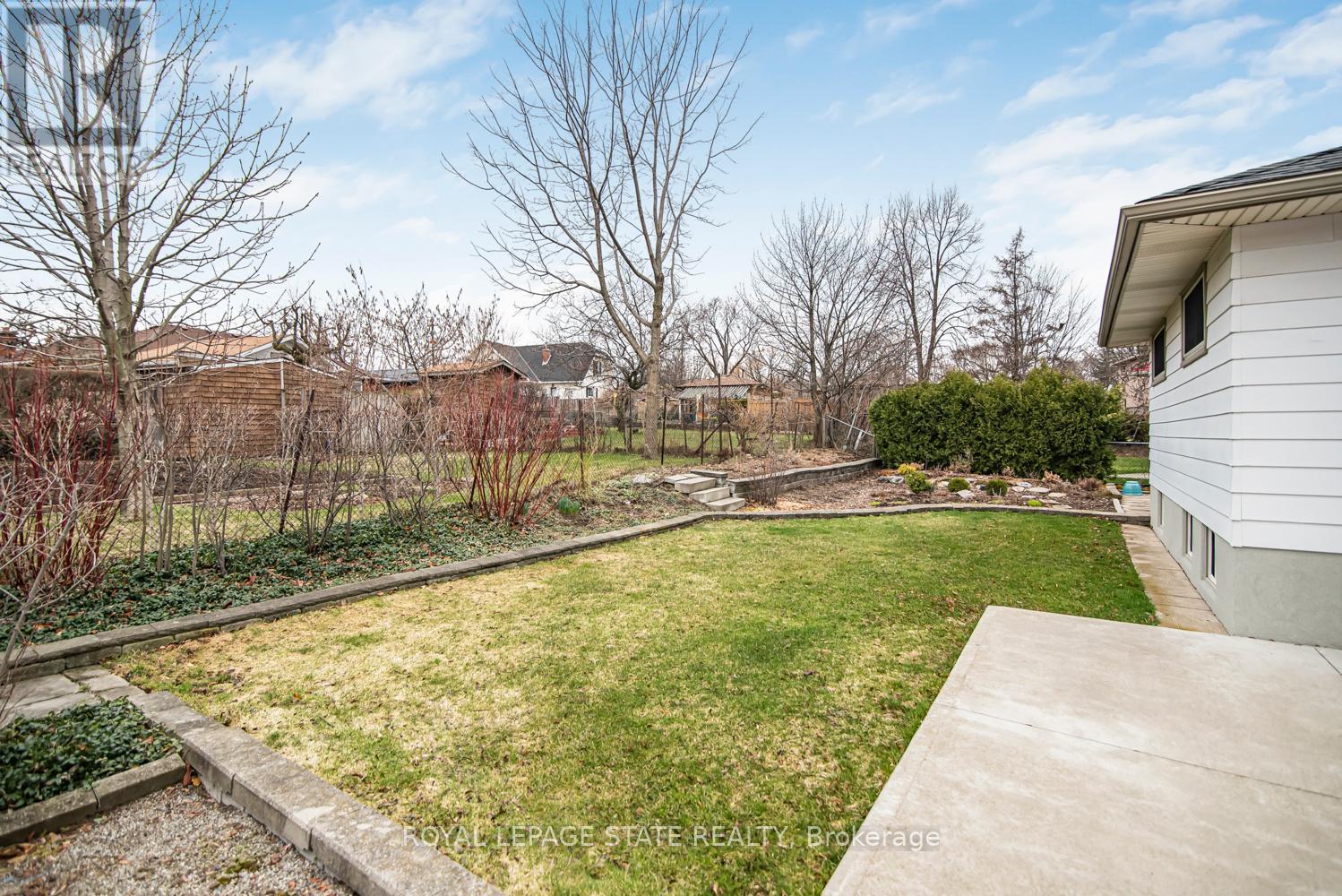 138 Greeningdon Drive, Hamilton, Ontario  L9A 3A9 - Photo 43 - X12960492