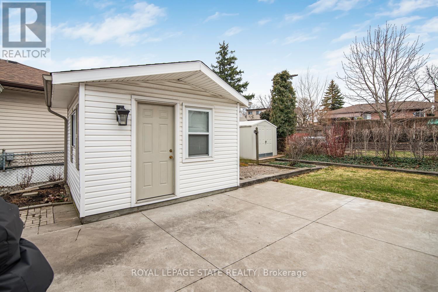 138 Greeningdon Drive, Hamilton, Ontario  L9A 3A9 - Photo 49 - X12960492