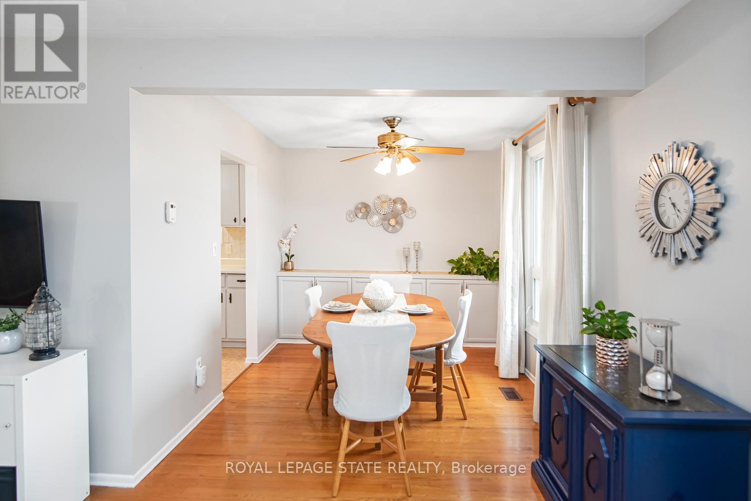 138 Greeningdon Drive, Hamilton, Ontario  L9A 3A9 - Photo 9 - X12960492