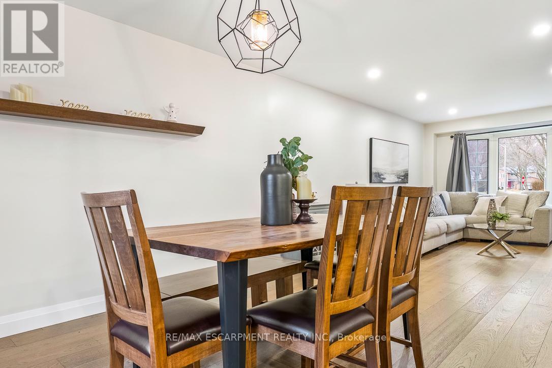 1 Parkway Place, Hamilton, Ontario  L9H 6K3 - Photo 10 - X12960496