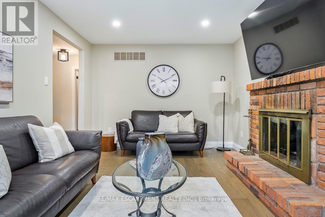 1 Parkway Place, Hamilton, Ontario  L9H 6K3 - Photo 20 - X12960496