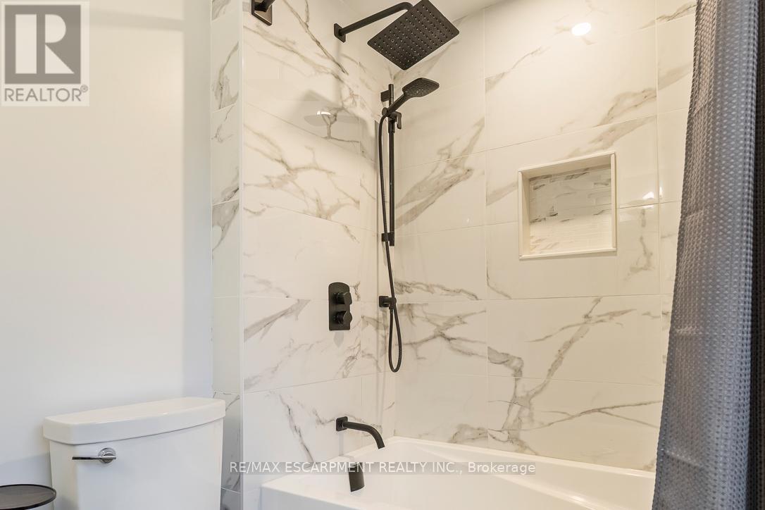 1 Parkway Place, Hamilton, Ontario  L9H 6K3 - Photo 32 - X12960496