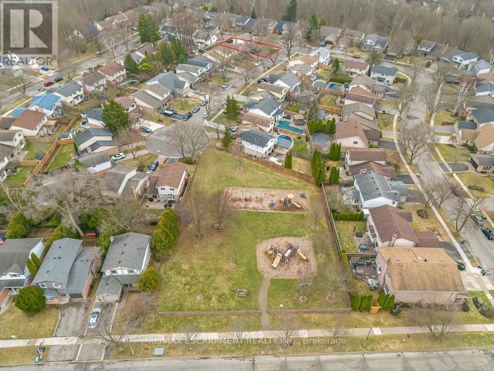 1 Parkway Place, Hamilton, Ontario  L9H 6K3 - Photo 47 - X12960496