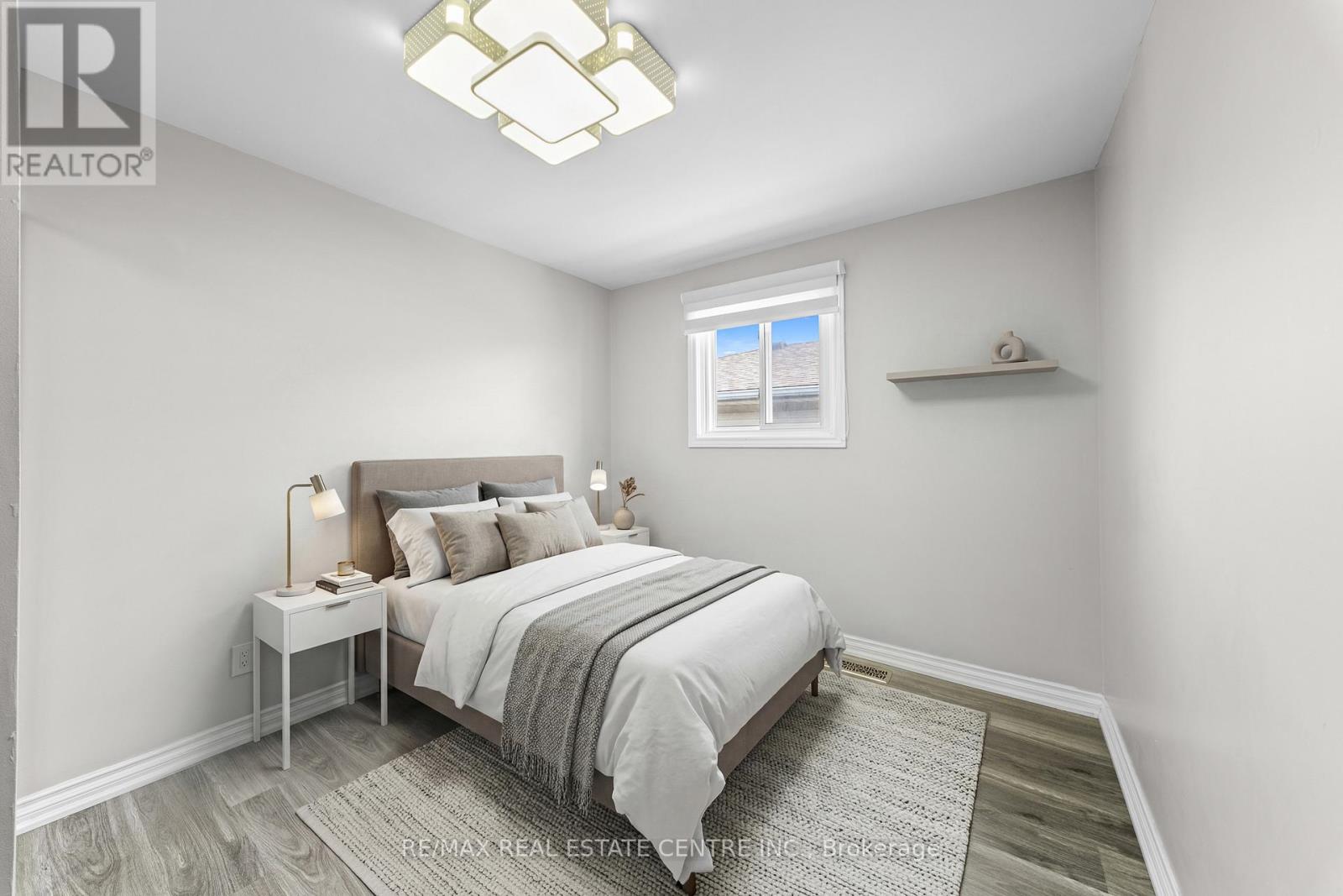 35 Folkestone Avenue, Hamilton, Ontario  L8V 4M9 - Photo 22 - X12960524