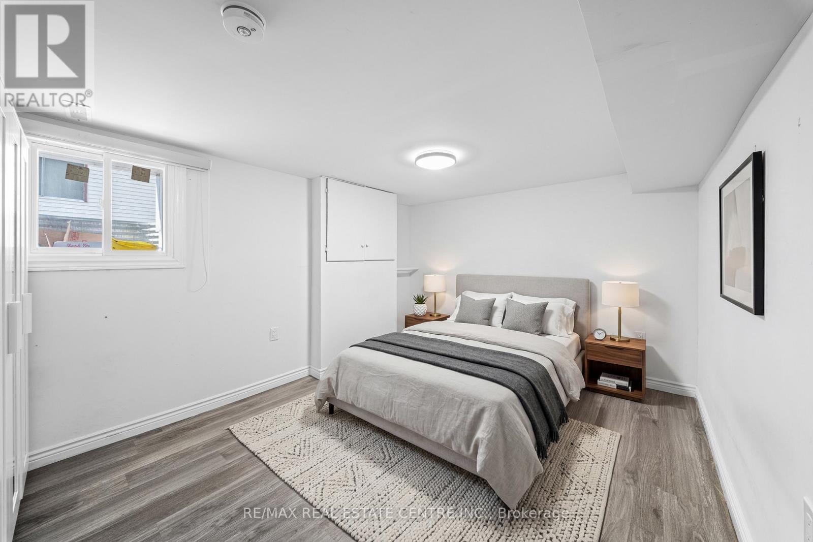 35 Folkestone Avenue, Hamilton, Ontario  L8V 4M9 - Photo 30 - X12960524