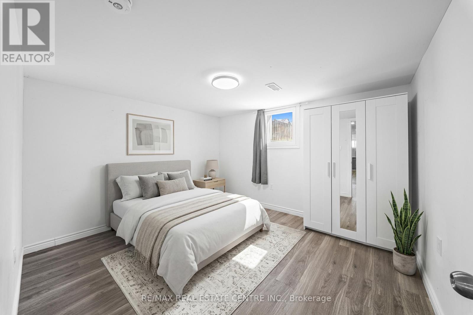 35 Folkestone Avenue, Hamilton, Ontario  L8V 4M9 - Photo 31 - X12960524