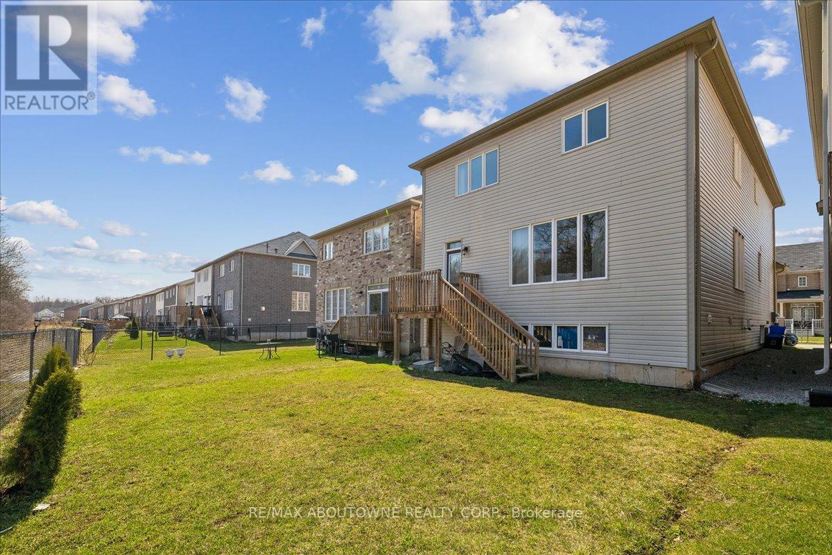 7608 Tupelo Crescent, Niagara Falls, Ontario  L2H 3S5 - Photo 28 - X12960556