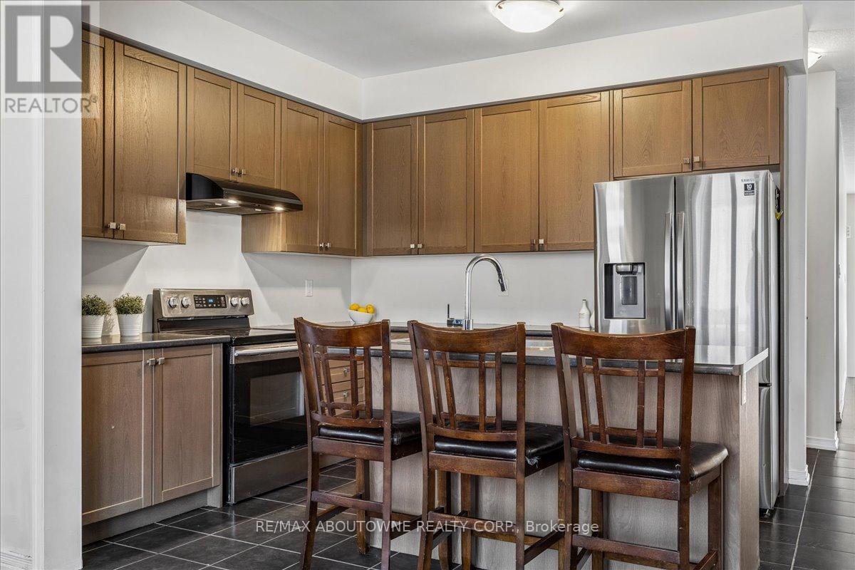 7608 Tupelo Crescent, Niagara Falls, Ontario  L2H 3S5 - Photo 6 - X12960556