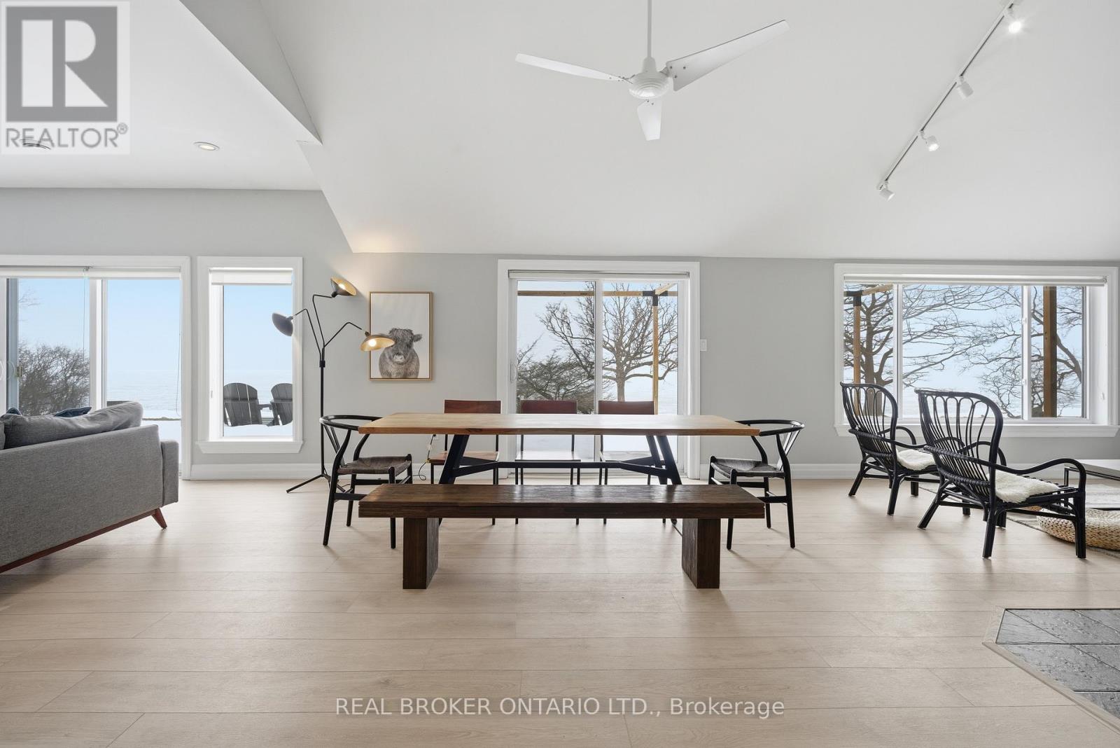 1105 Huyck's Point Road, Prince Edward County, Ontario  K0K 3L0 - Photo 11 - X12960598