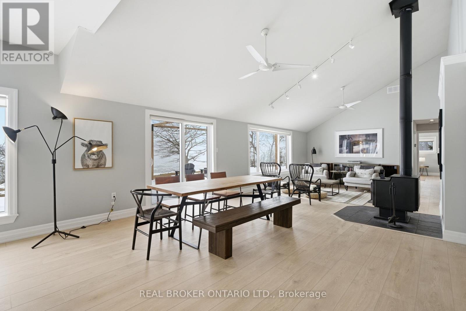 1105 Huyck's Point Road, Prince Edward County, Ontario  K0K 3L0 - Photo 12 - X12960598