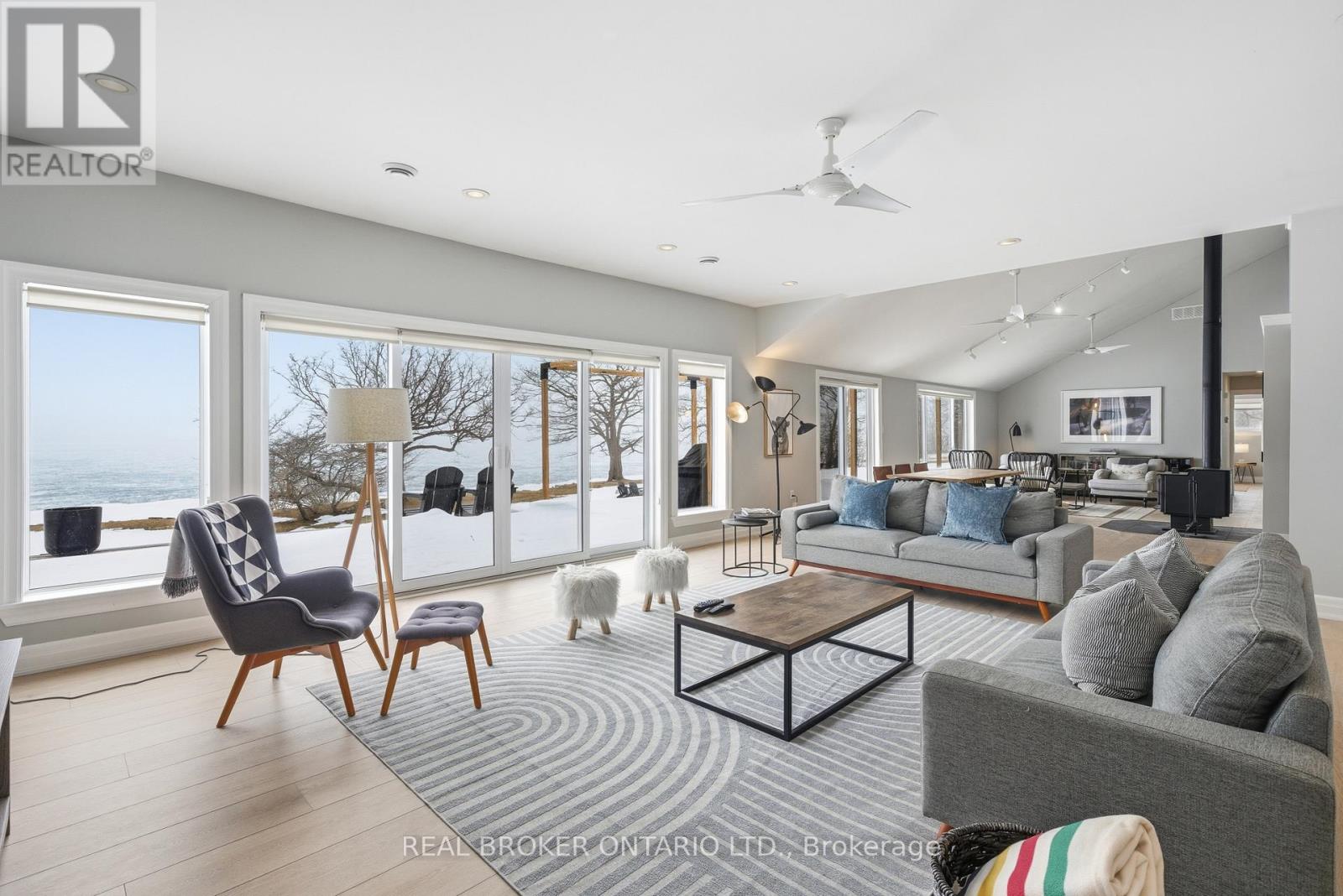 1105 Huyck's Point Road, Prince Edward County, Ontario  K0K 3L0 - Photo 17 - X12960598