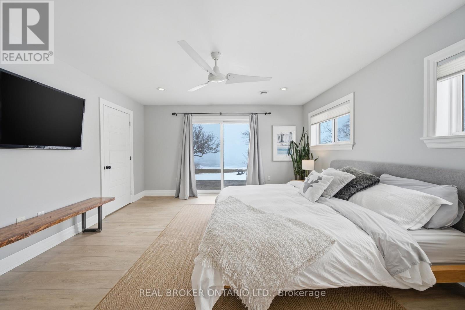 1105 Huyck's Point Road, Prince Edward County, Ontario  K0K 3L0 - Photo 30 - X12960598