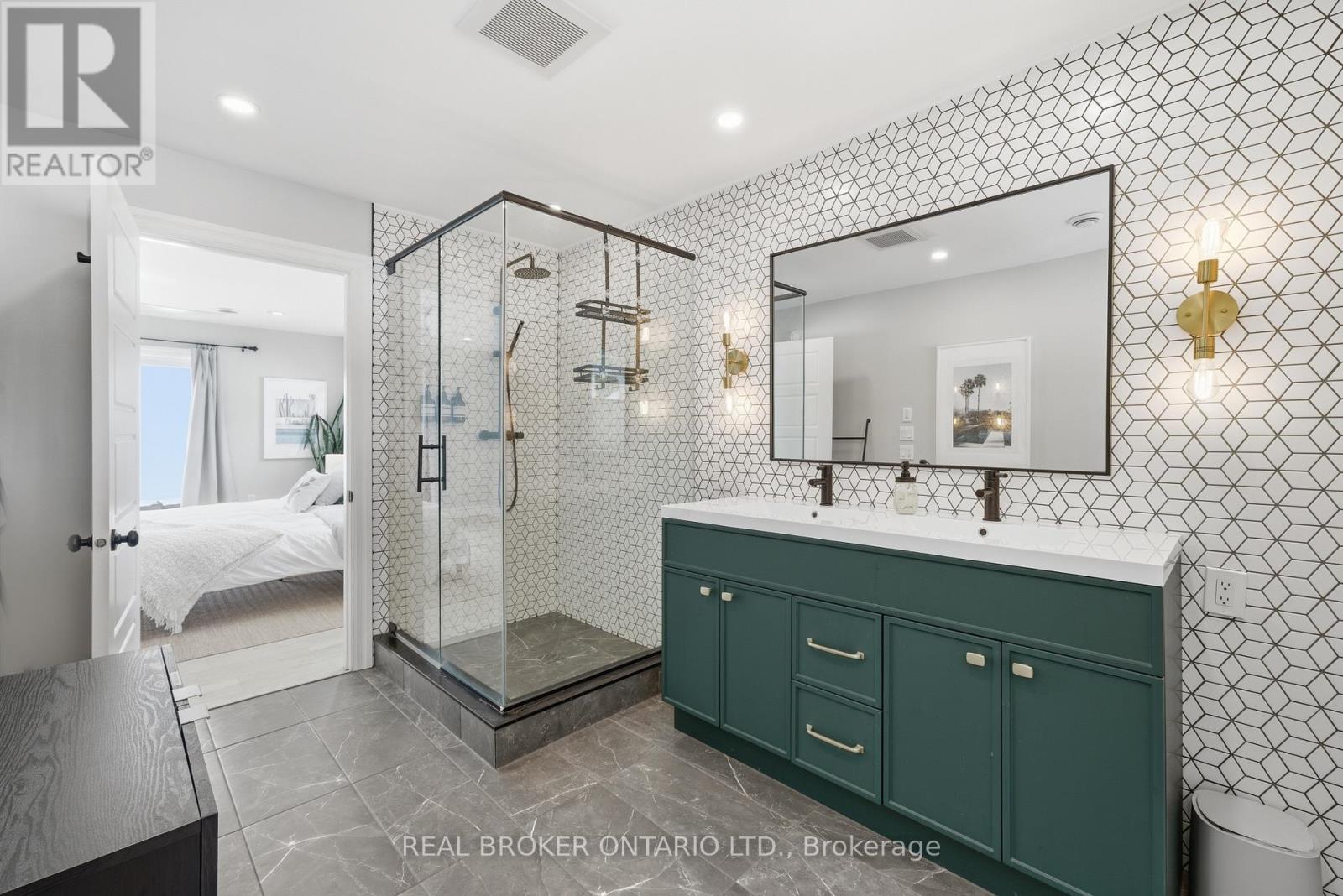 1105 Huyck's Point Road, Prince Edward County, Ontario  K0K 3L0 - Photo 31 - X12960598