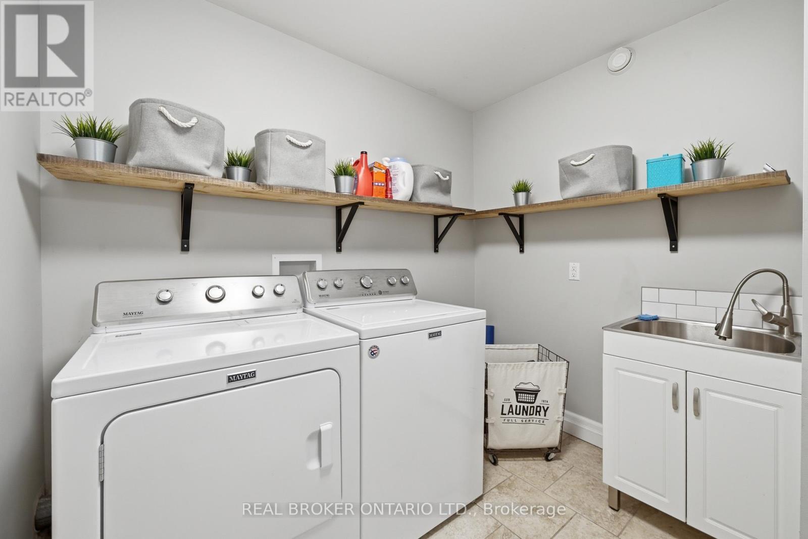 1105 Huyck's Point Road, Prince Edward County, Ontario  K0K 3L0 - Photo 33 - X12960598