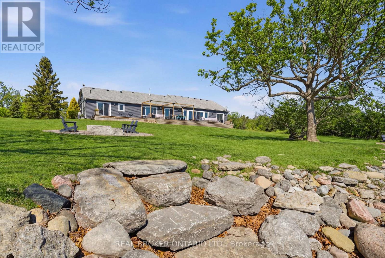 1105 Huyck's Point Road, Prince Edward County, Ontario  K0K 3L0 - Photo 37 - X12960598