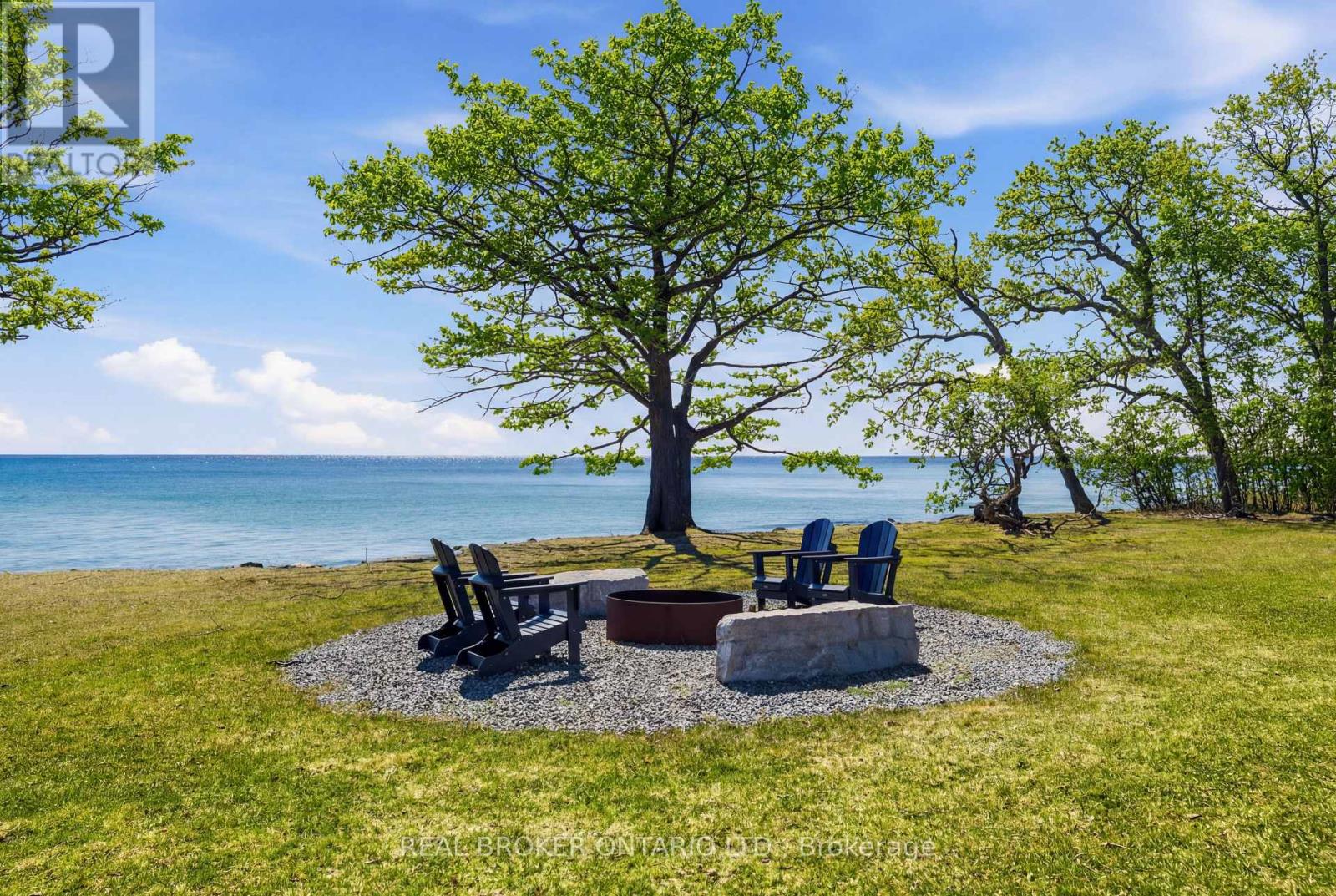 1105 Huyck's Point Road, Prince Edward County, Ontario  K0K 3L0 - Photo 38 - X12960598