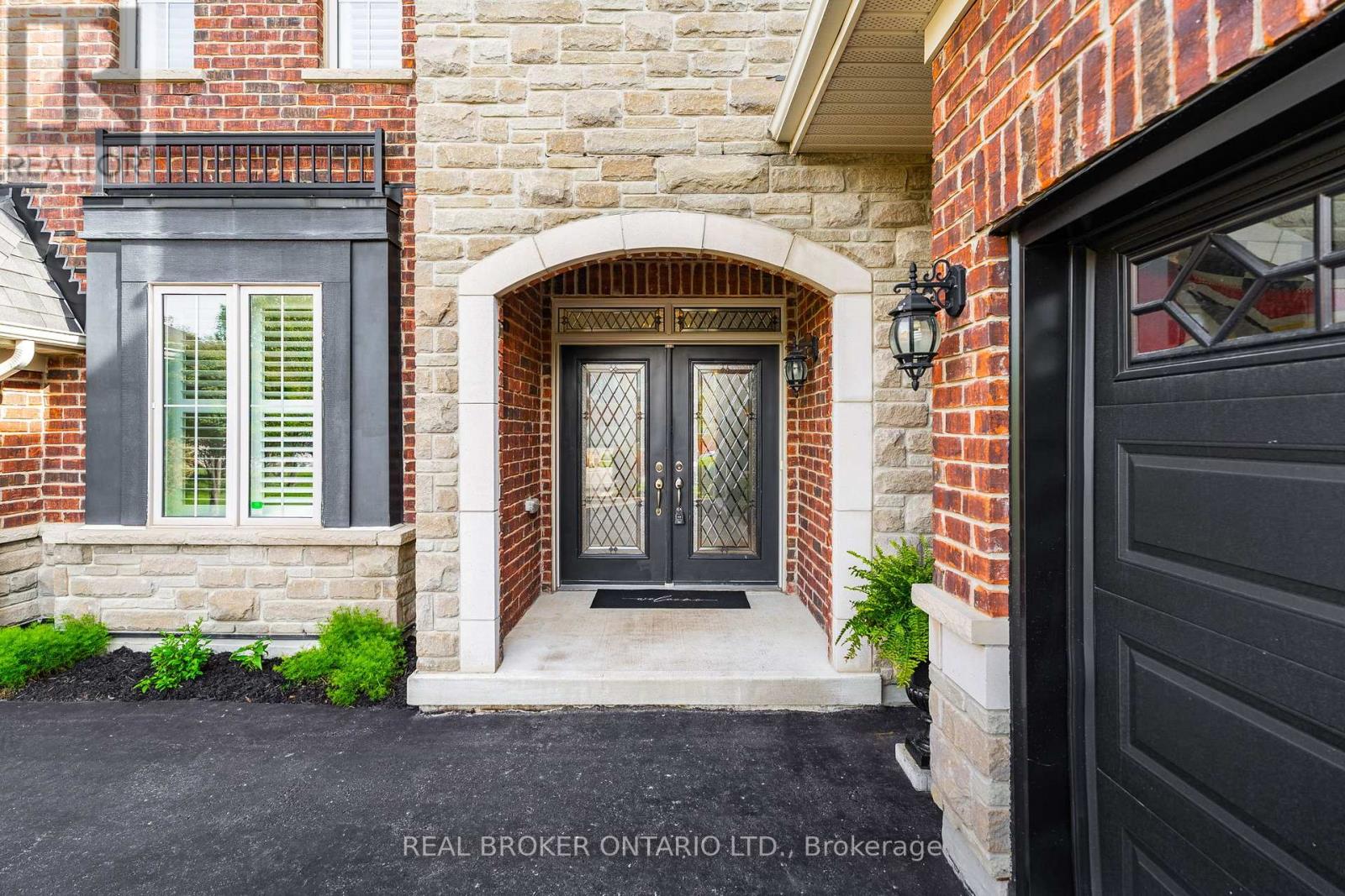 35 Ketchum Street, Mono, Ontario  L9W 6T4 - Photo 2 - X12960604