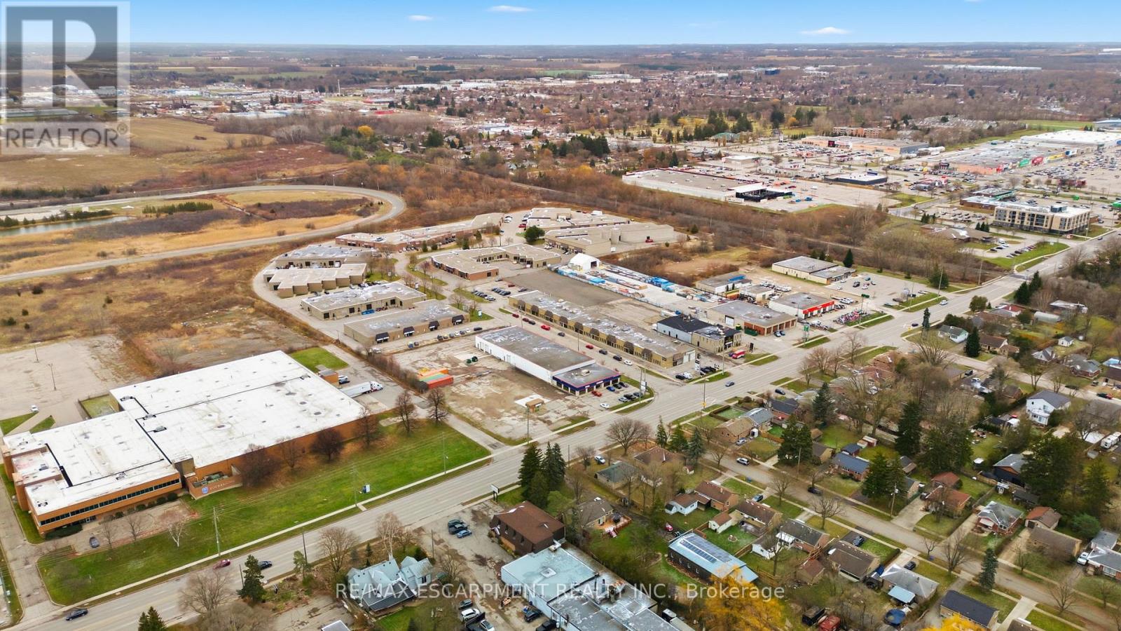 108 - 1775 Culver Drive, London East, Ontario  N5V 3H6 - Photo 3 - X12960618