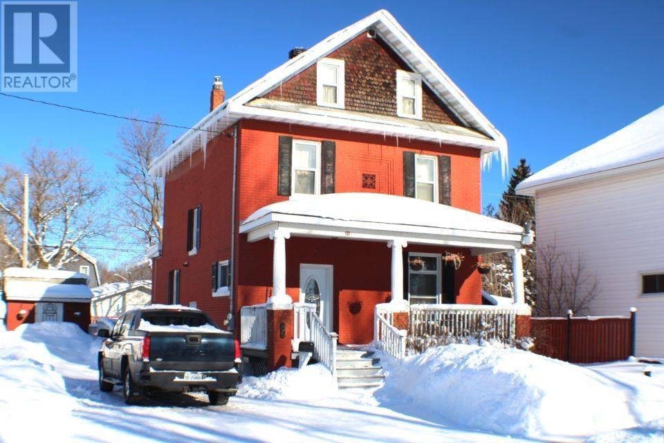 86 ST ANDREWS TERR, SAULT STE MARIE, Ontario