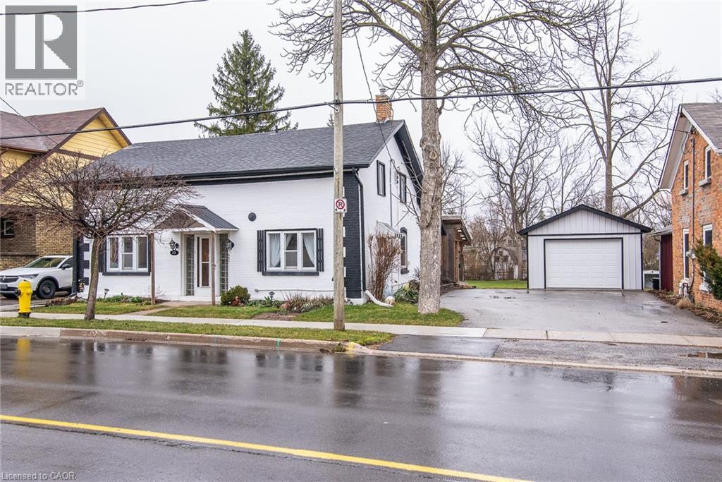 33 Foundry Street, Baden, Ontario  N3A 2P7 - Photo 2 - 40816616