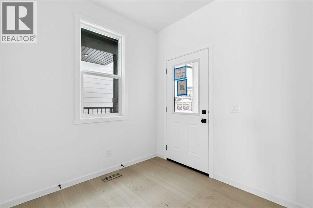 105 Walgrove Bay Se, Calgary, Alberta  T2X 5P1 - Photo 3 - A2290679