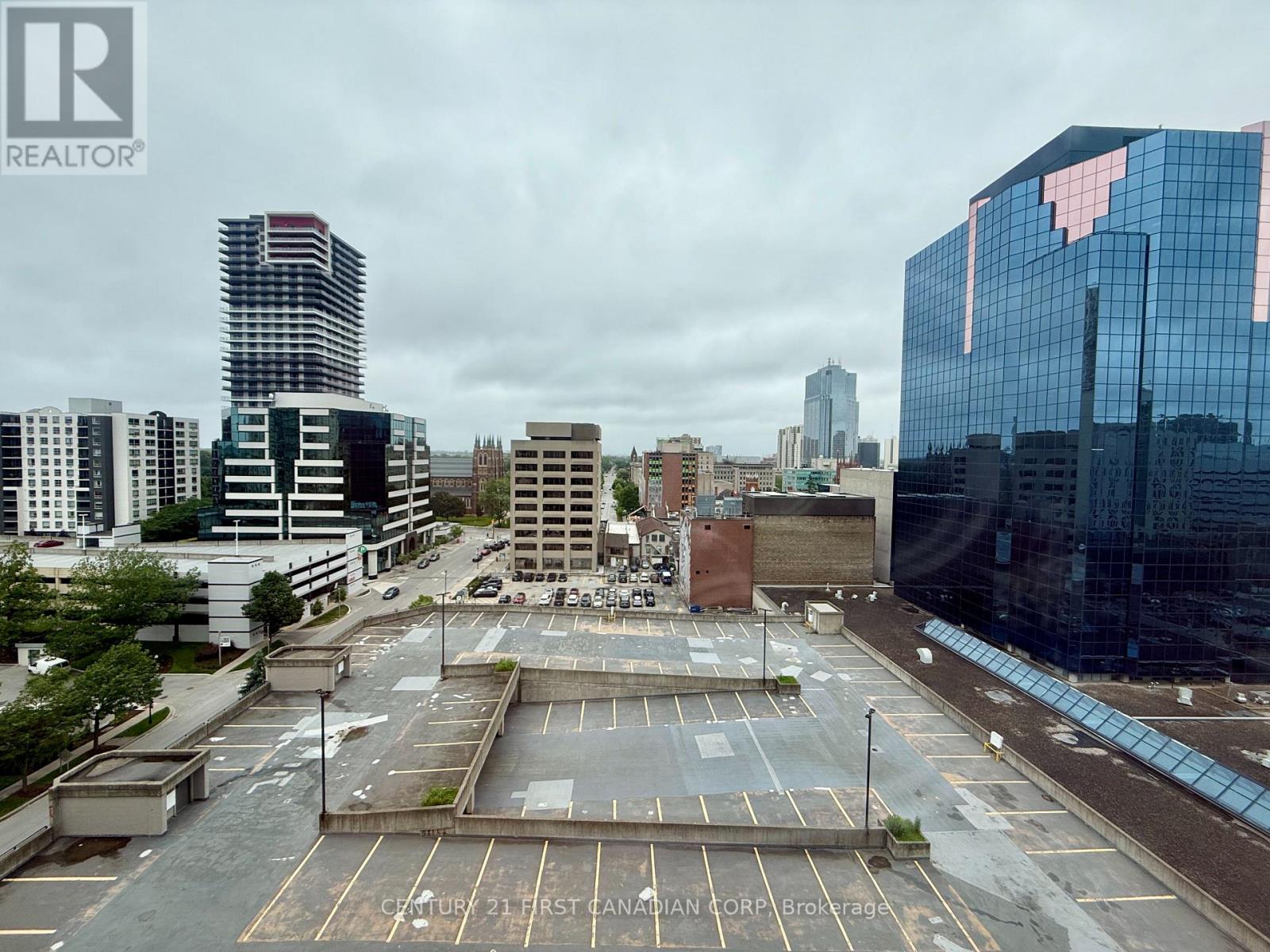 1104 - 500 Talbot Street, London East, Ontario  N6A 2S3 - Photo 4 - X12960632