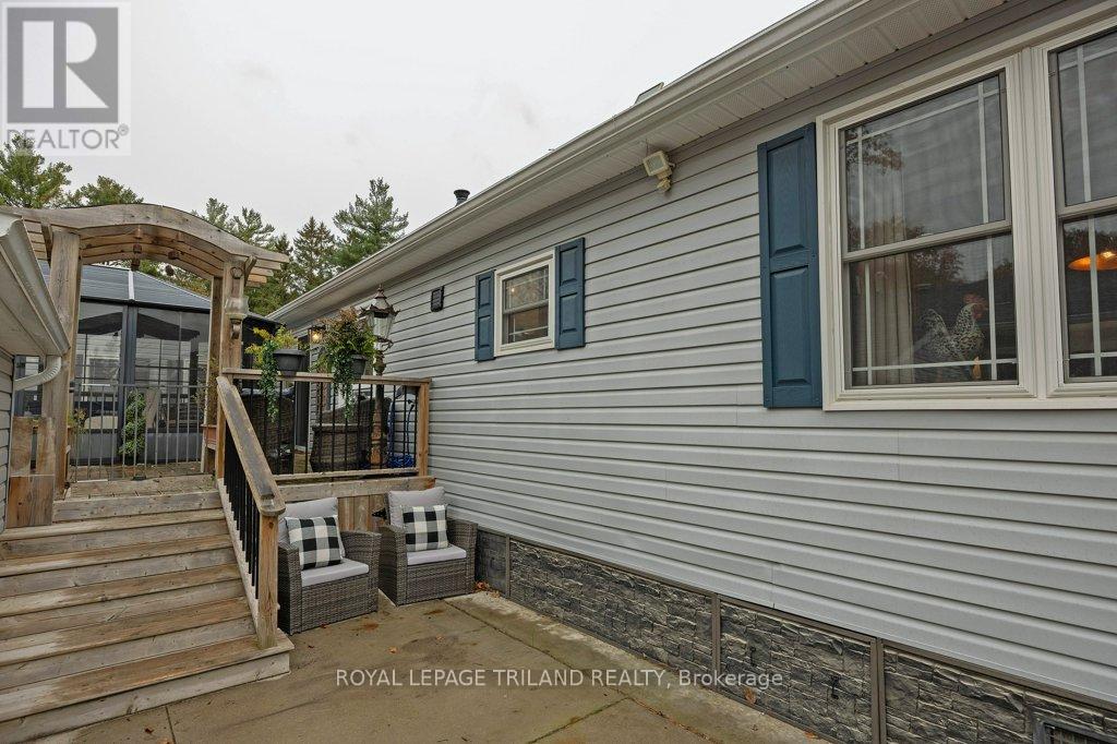 130 - 22790 Amiens Road, Middlesex Centre, Ontario  N0L 1R0 - Photo 4 - X12960678