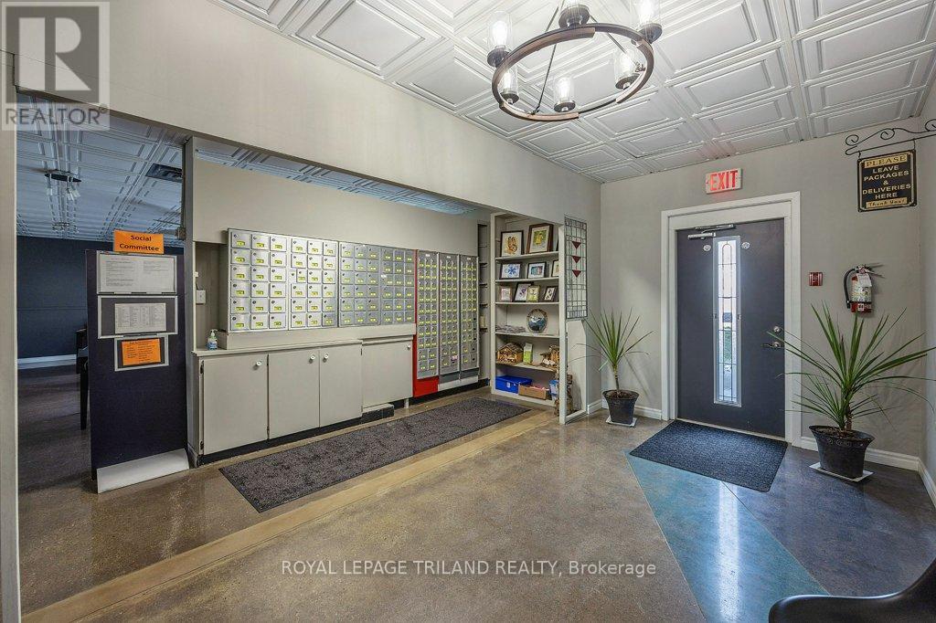 130 - 22790 Amiens Road, Middlesex Centre, Ontario  N0L 1R0 - Photo 44 - X12960678