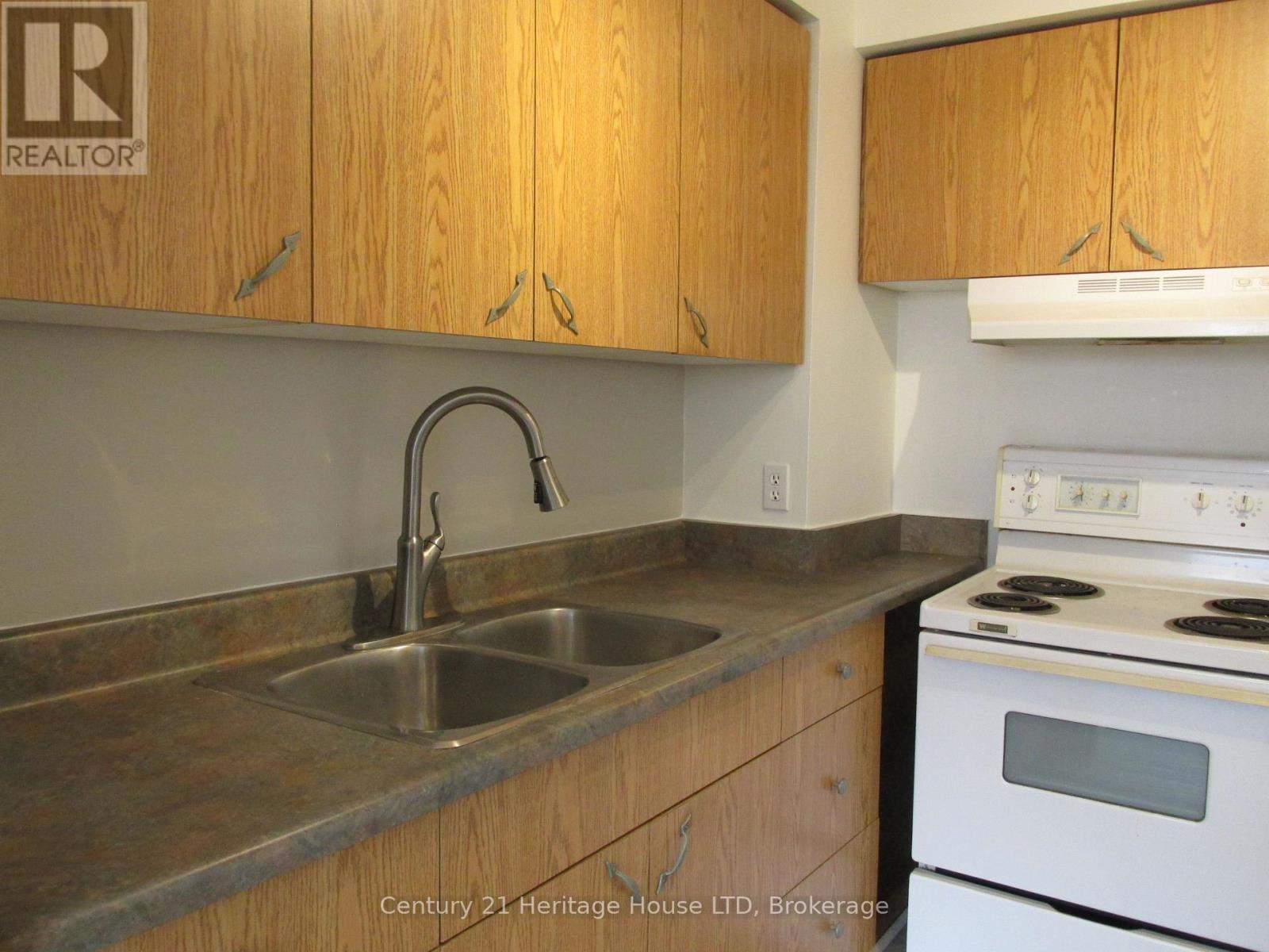 91 - 286 Cushman Road, St. Catharines, Ontario  L2M 6Z2 - Photo 13 - X12799198