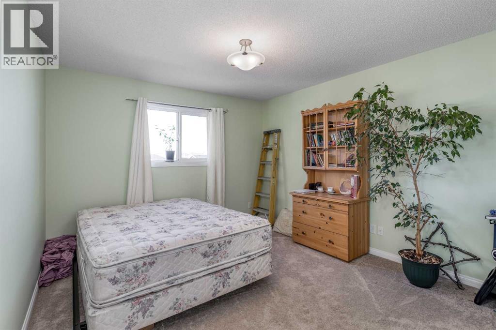 158 Fireside Bend, Cochrane, Alberta  T4C 0V7 - Photo 17 - A2288610