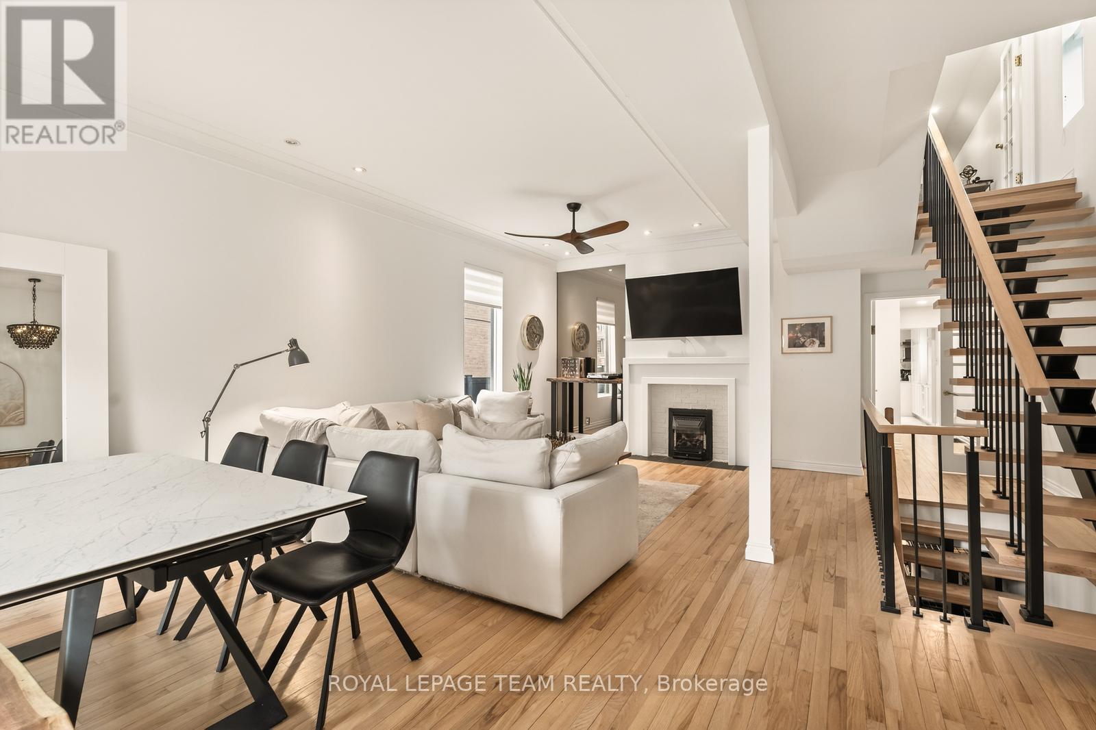 349 Frank Street, Ottawa, Ontario  K2P 0X9 - Photo 4 - X12960698