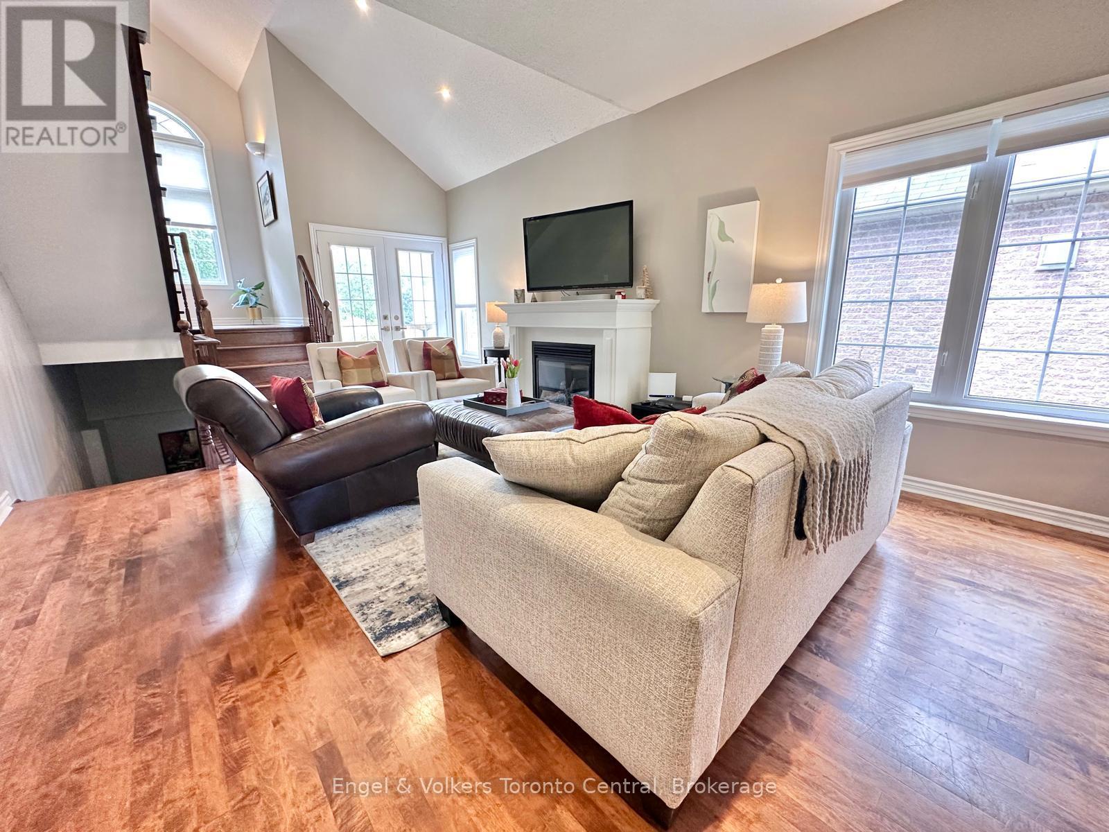 26 Thomas Drive, Collingwood, Ontario  L9Y 0A6 - Photo 13 - S12960664