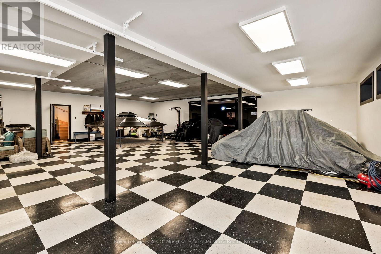 1210 Falkenburg Road, Bracebridge, Ontario P1L 1X4 - Photo 21 - X12960712